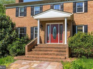 17808 October Ct, Rockville, MD 20855