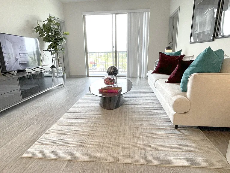 Elevate Apartments — Photo 43