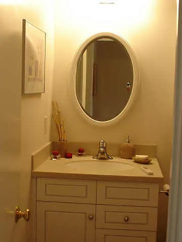 2 bed, 896 sqft, $3,350 — Photo 3