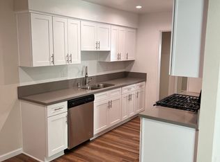 4617 Willis Ave #27, Sherman Oaks, CA 91403