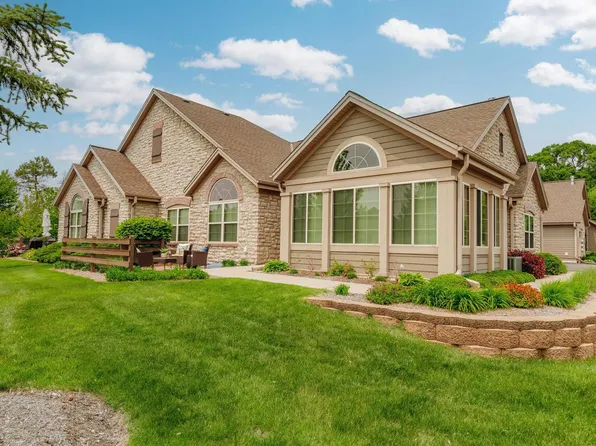 15370 Huff WAY, Brookfield, WI 53005