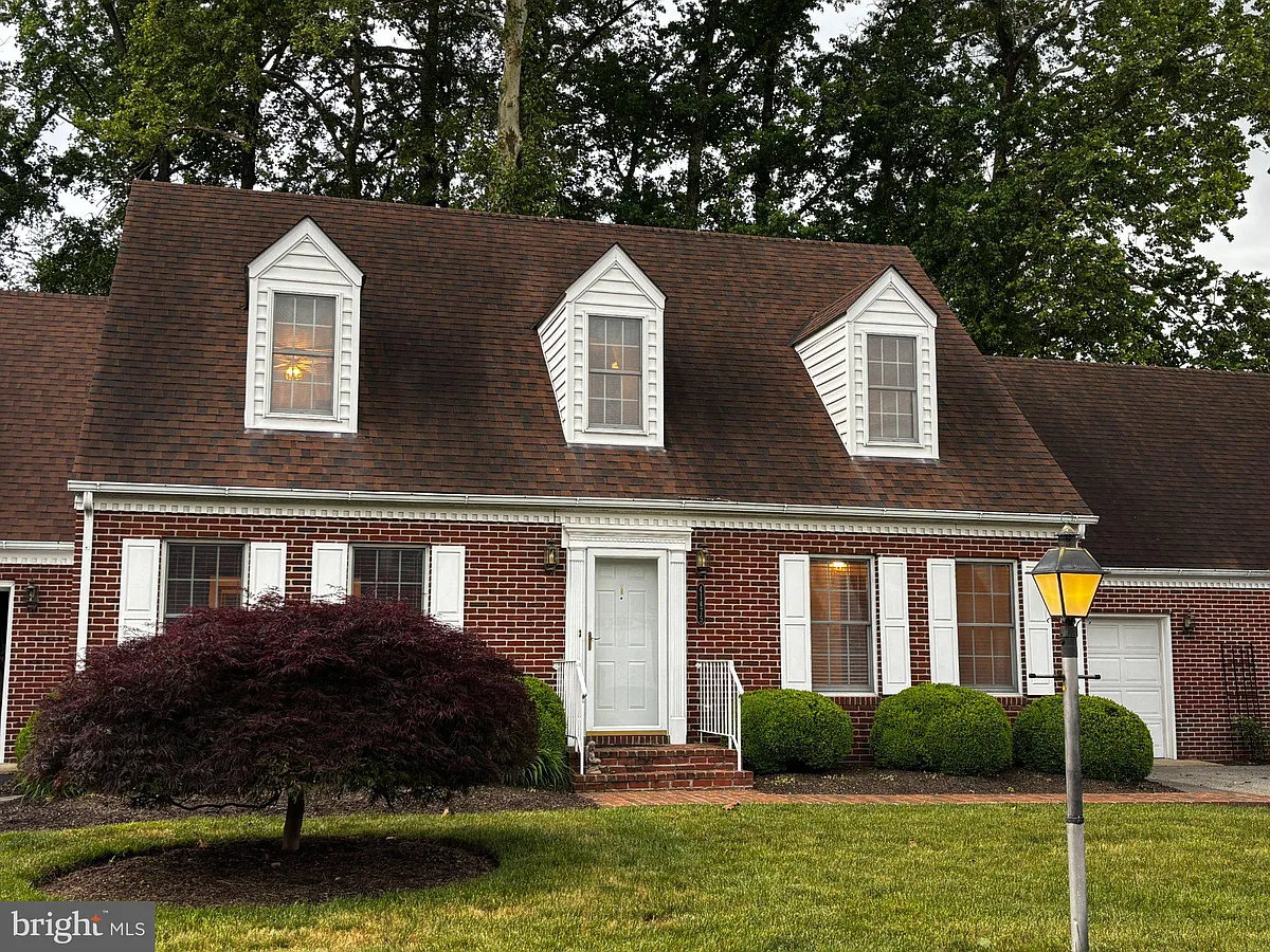 Building Photo - 41475 Bea Ct