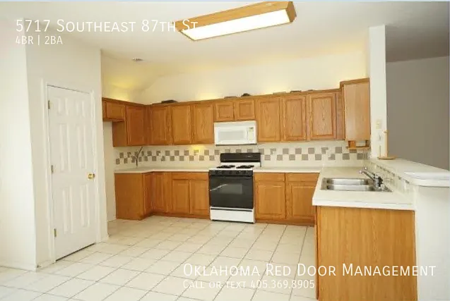 4 bed, 1985 sqft, $1,850 — Photo 3