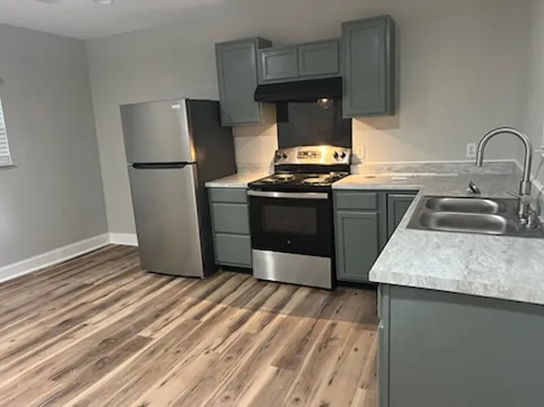 1994 Lansing Dr #B, Pensacola, FL 32504