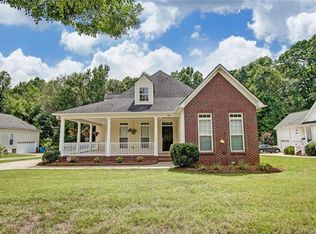 1043 Garibaldi Ridge Ct, Belmont, NC 28012