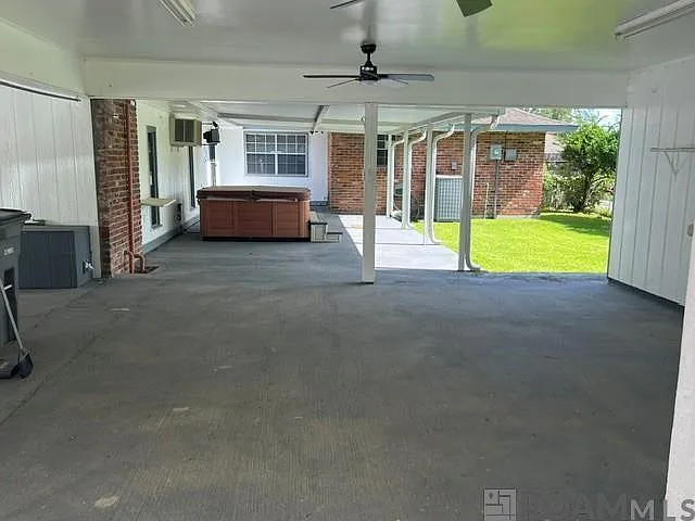 3 bed, 1997 sqft, $2,500 — Photo 2