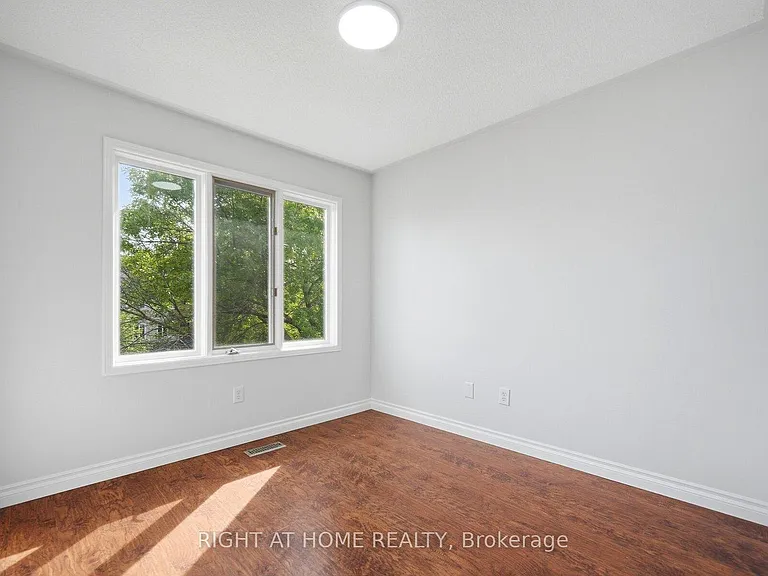 2349 Strawfield Ct — Photo 19