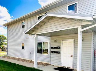 713 3rd St NW UNIT C, Minot, ND 58703
