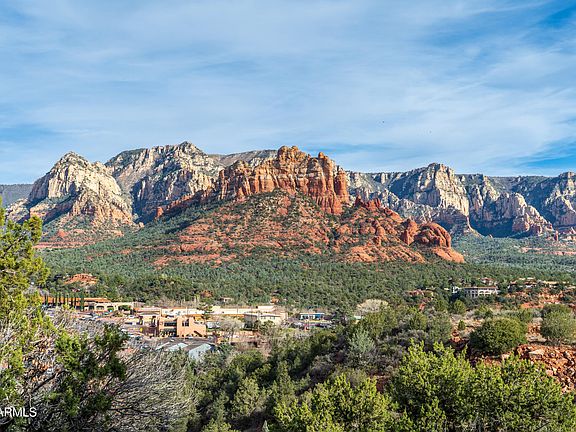 5th image of 210 BARCELONA Road #83