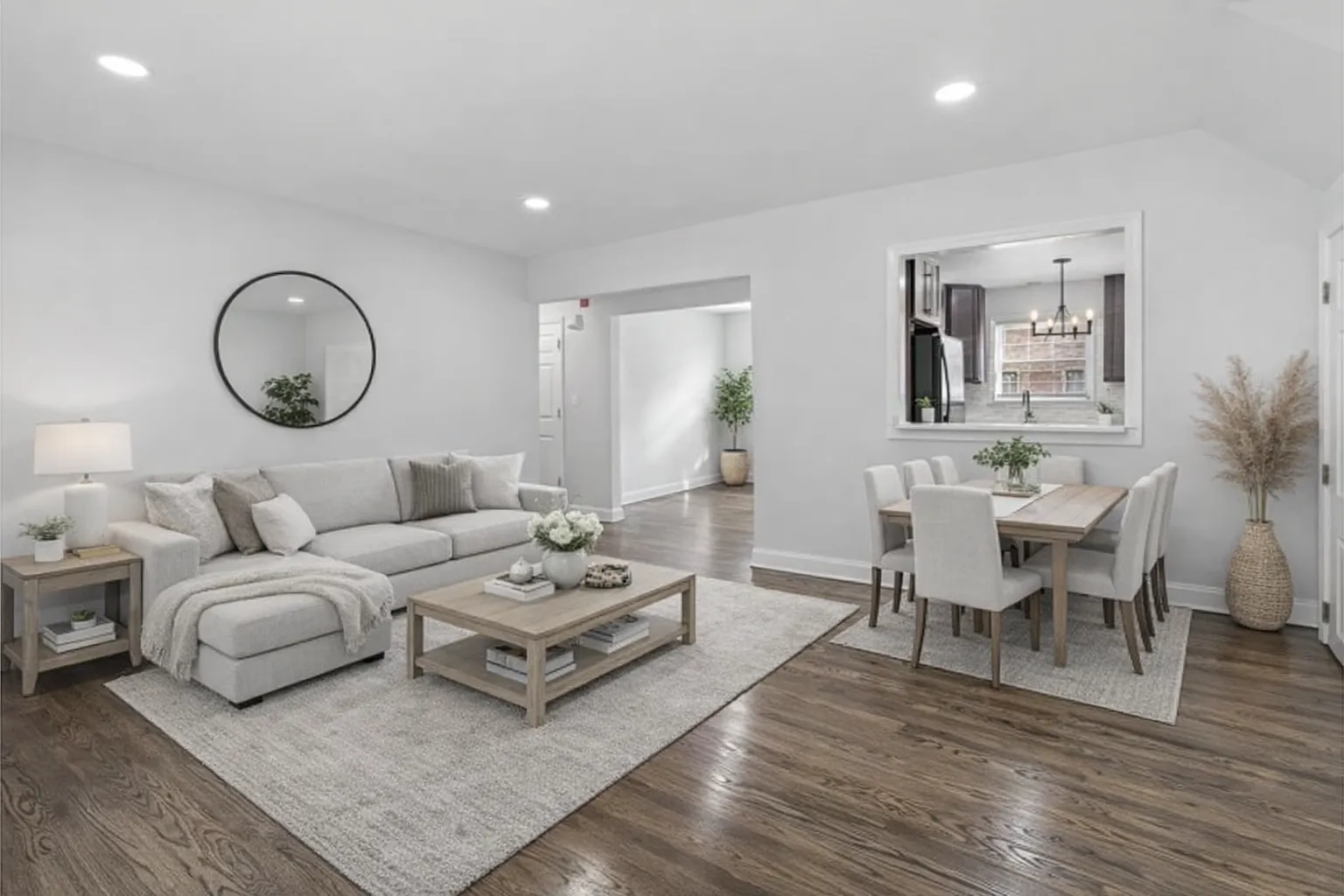 Riverview Manor Apartments — Photo 1