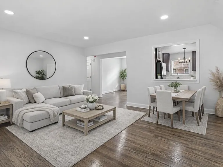 Riverview Manor Apartments — Photo 1