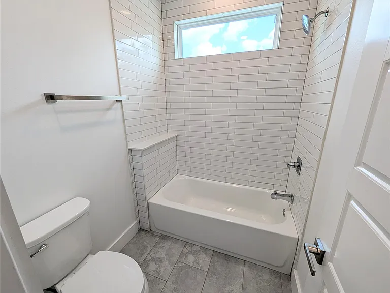4913 Fisk St — Photo 24