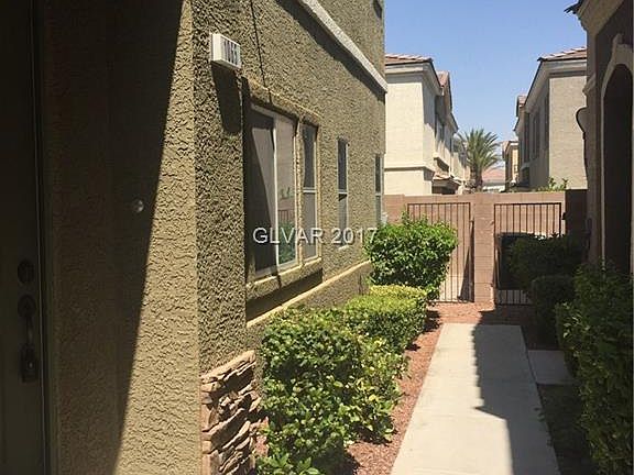 3rd image of 9303 Gilcrease Ave Unit 1065