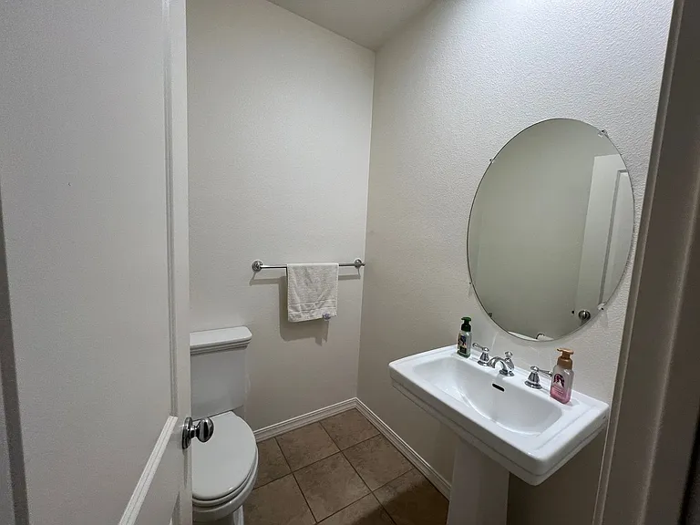 5264 Southcreek — Photo 9