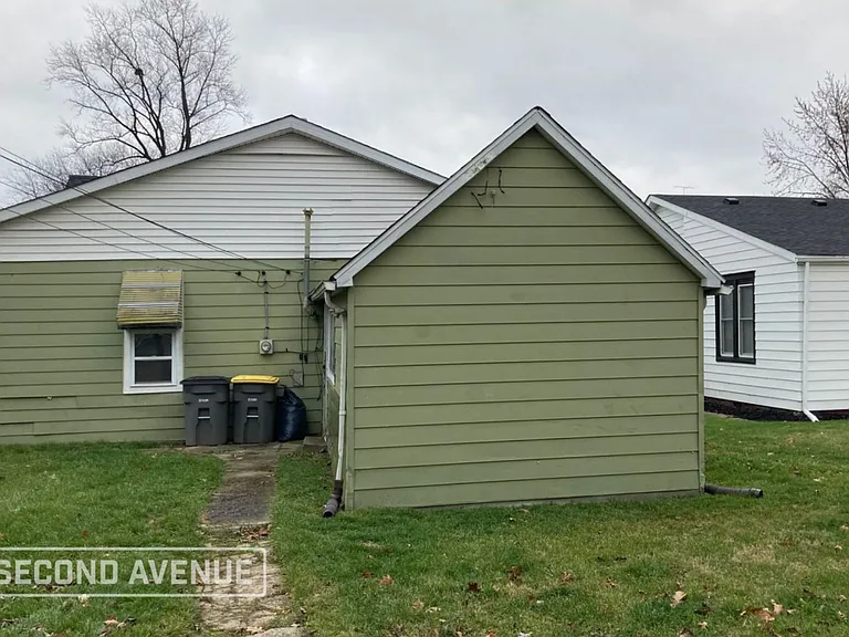 822 S Walnut St — Photo 10