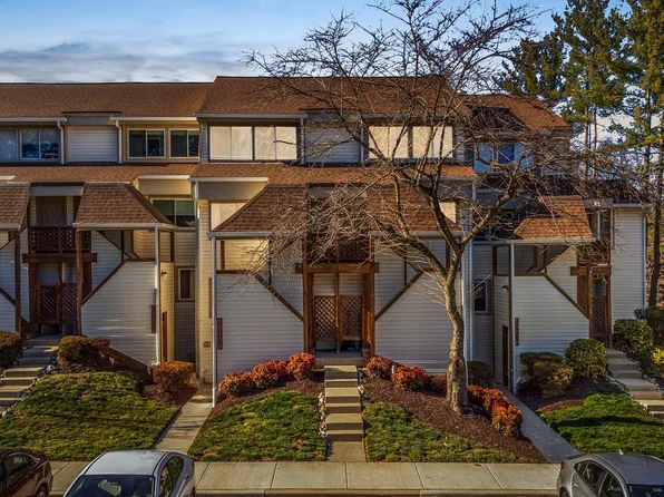 18130 Windsor Hill Dr #108, Olney, MD 20832