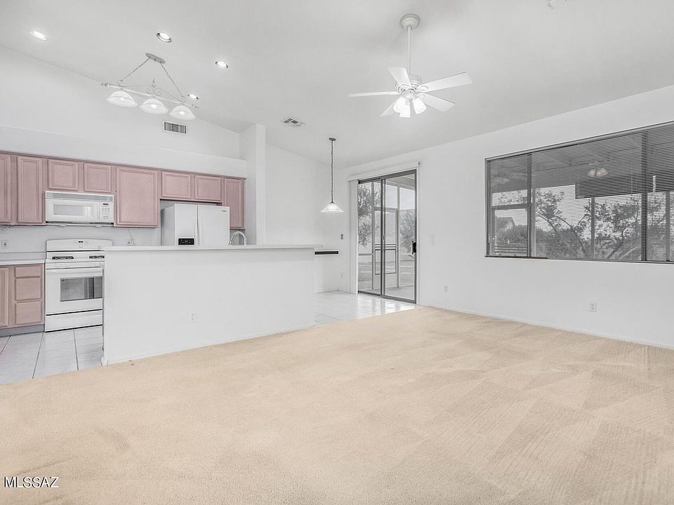 1st image of 5656 E 28th St