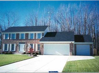 26 Crystal Springs Ln, East Amherst, NY 14051