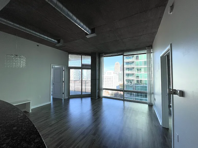 923 Peachtree St NE #1428 — Photo 9