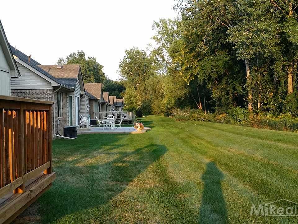 HOW キュー 15524 Cucci Dr, Clinton Township, MI 48038 | Zillow