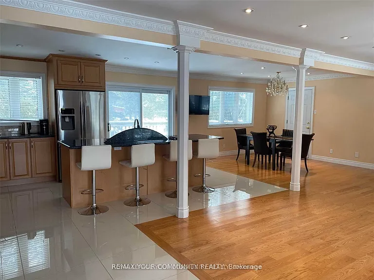 30 Forest Circle Ct — Photo 5