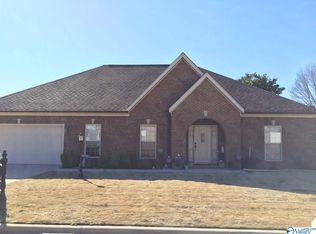 15893 Landview Ln, Athens, AL 35613