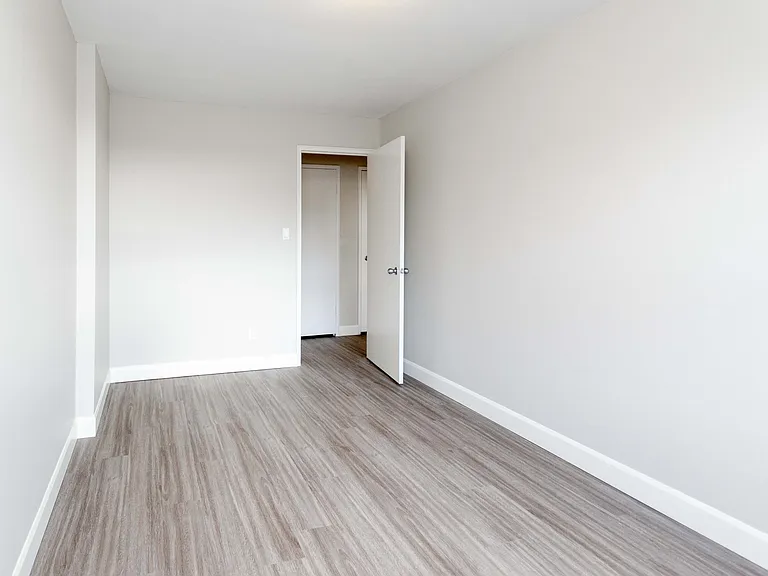 620 Berkshire Rd — Photo 15