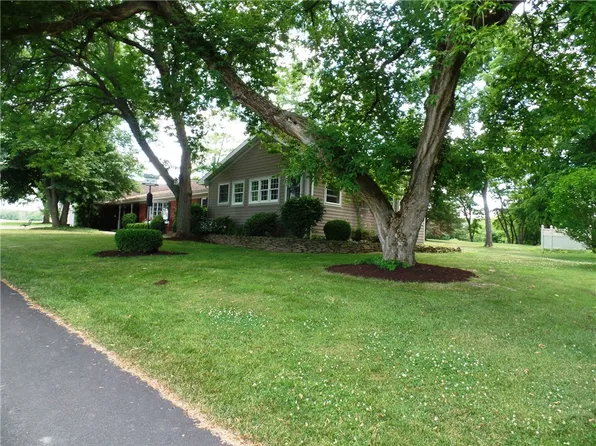 2820 Chase Rd, Rock Stream, NY 14878