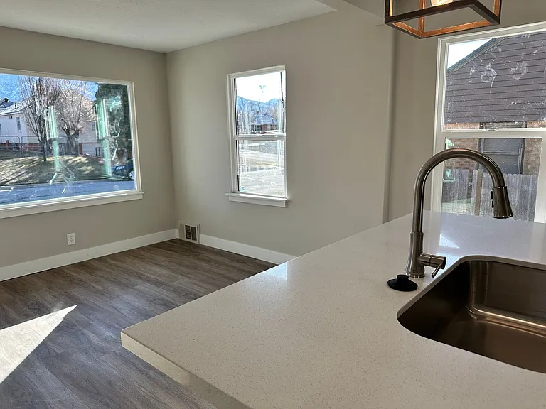 2925 Madison Ave — Photo 20