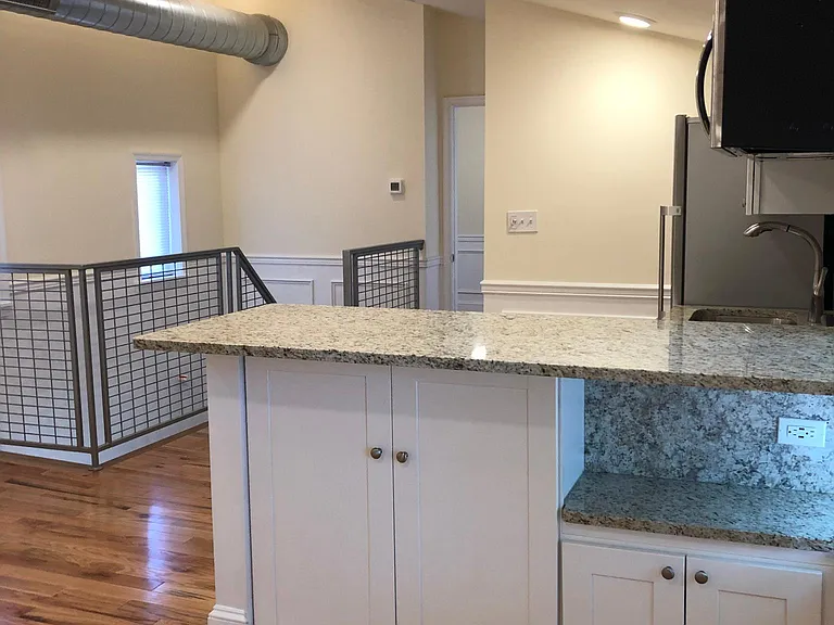 1126 Rodman St #3F — Photo 32