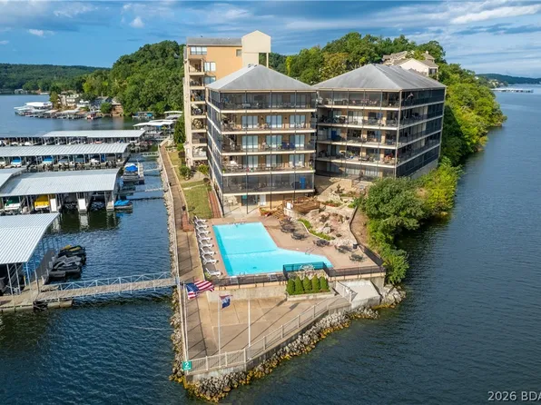 90 Falls Point Dr Unit 2A, Lake Ozark, MO 65049