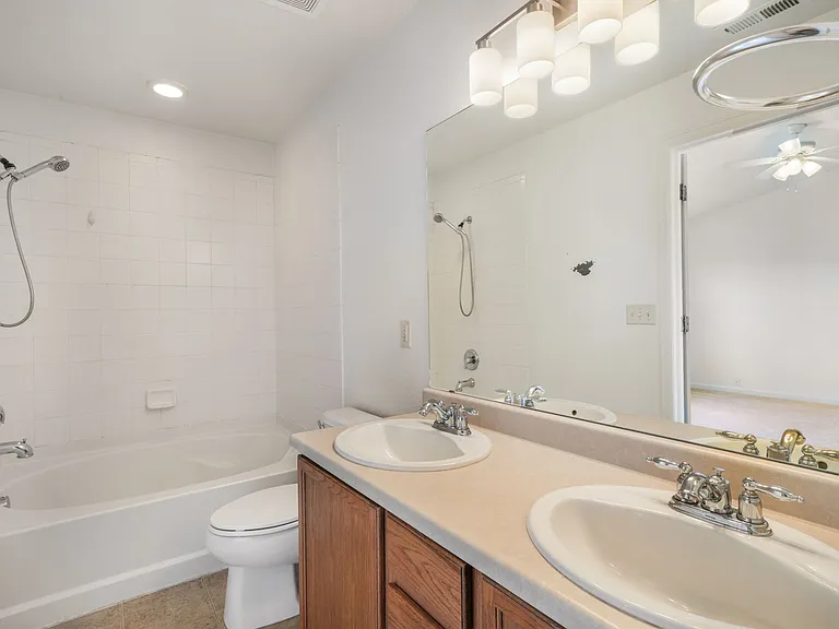 1013 Burning Bush Point — Photo 22