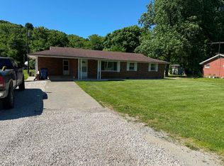 1041 W Cape Rock Dr, Cape Girardeau, MO 63701