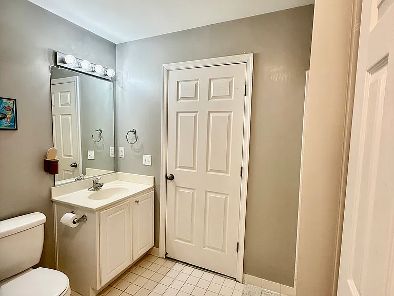 18825 Sparkling Water Dr — Photo 33