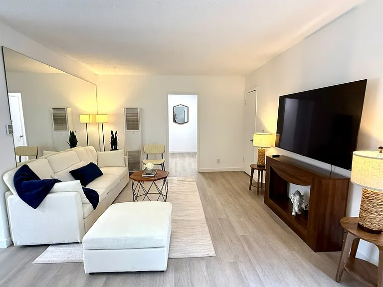 3361 Bagley Ave #1 — Photo 4