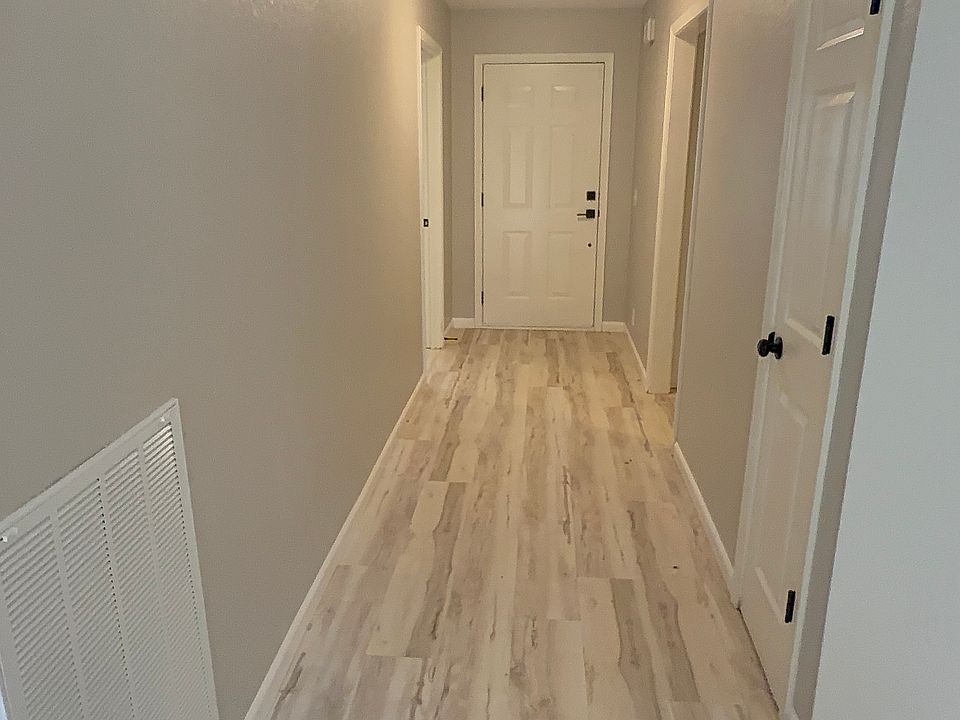 1st image of 7424 E Winchester Dr