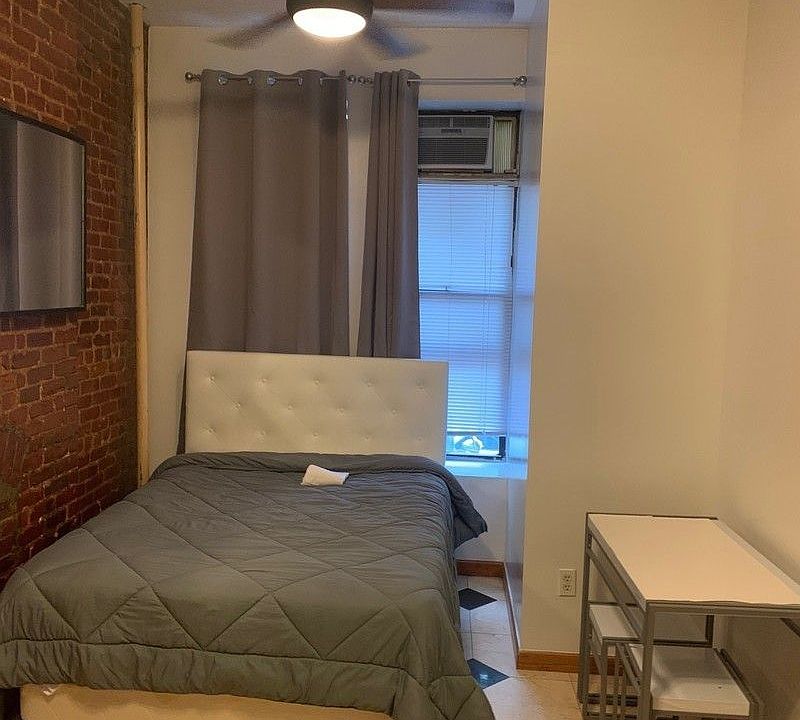 1st image of 143 E 30th St #110