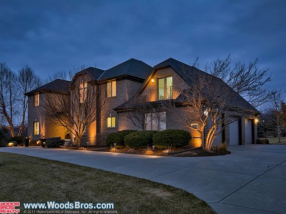 2nd image of 2510 Southview Cir