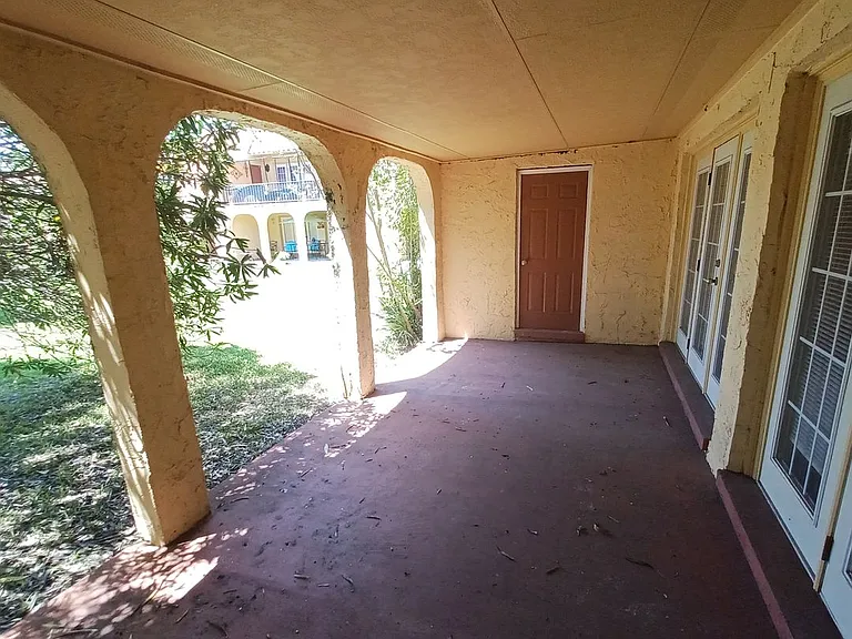 3918 La Mirada Dr N #7 — Photo 45
