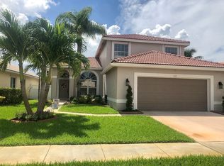 325 SW 181st Way, Pembroke Pines, FL 33029