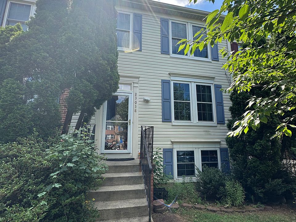 1st image of 23038 Potomac Hill Sq