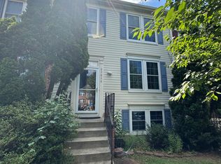 23038 Potomac Hill Sq, Sterling, VA 20166