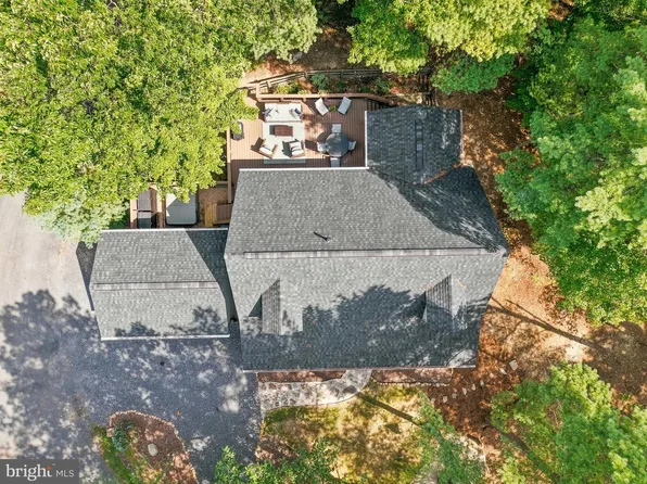 122 Forrest St, Basye, VA 22810