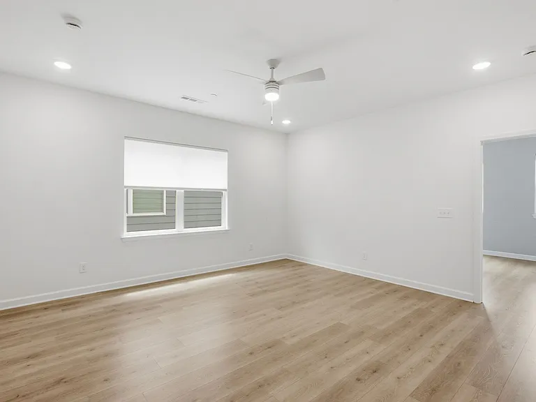 413 Drakes Way #1 — Photo 19