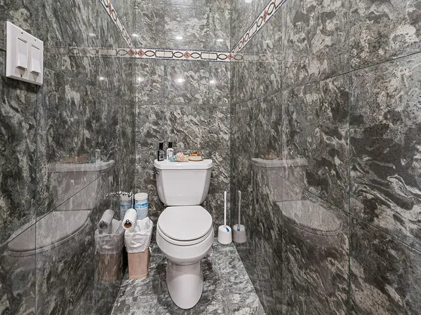 7325 14th Avenue image 16 of 52