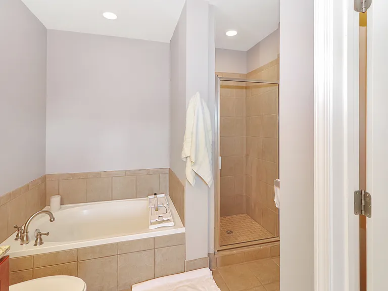 601 Main St #511 — Photo 4