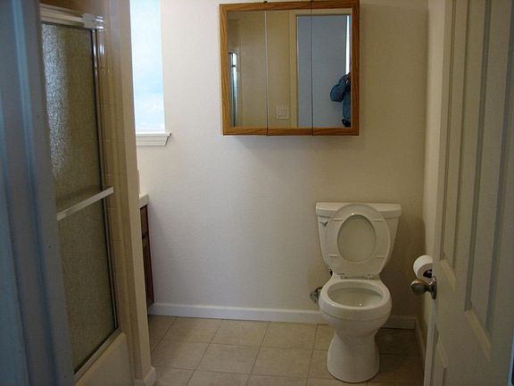 4th image of 1814 1st Ave #1