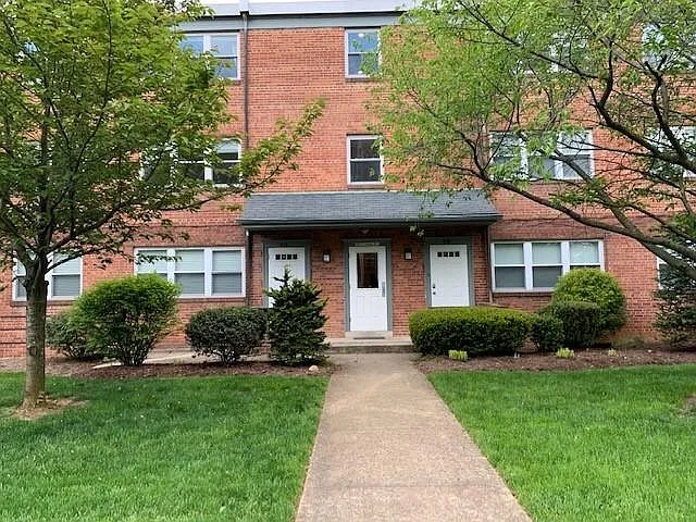 2 bed, 720 sqft, $1,095 — Photo 4