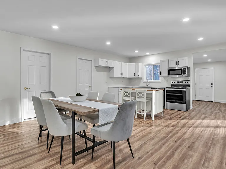 8165 Leonard Dr — Photo 16