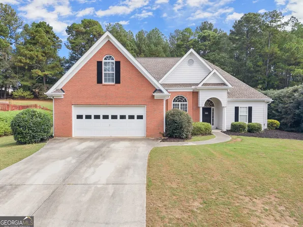 642 Shady Willow Ln, Loganville, GA 30052